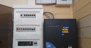 Установка и подключение стабилизаторов напряжения от 568 руб в Ревде - ЭлектроРвд